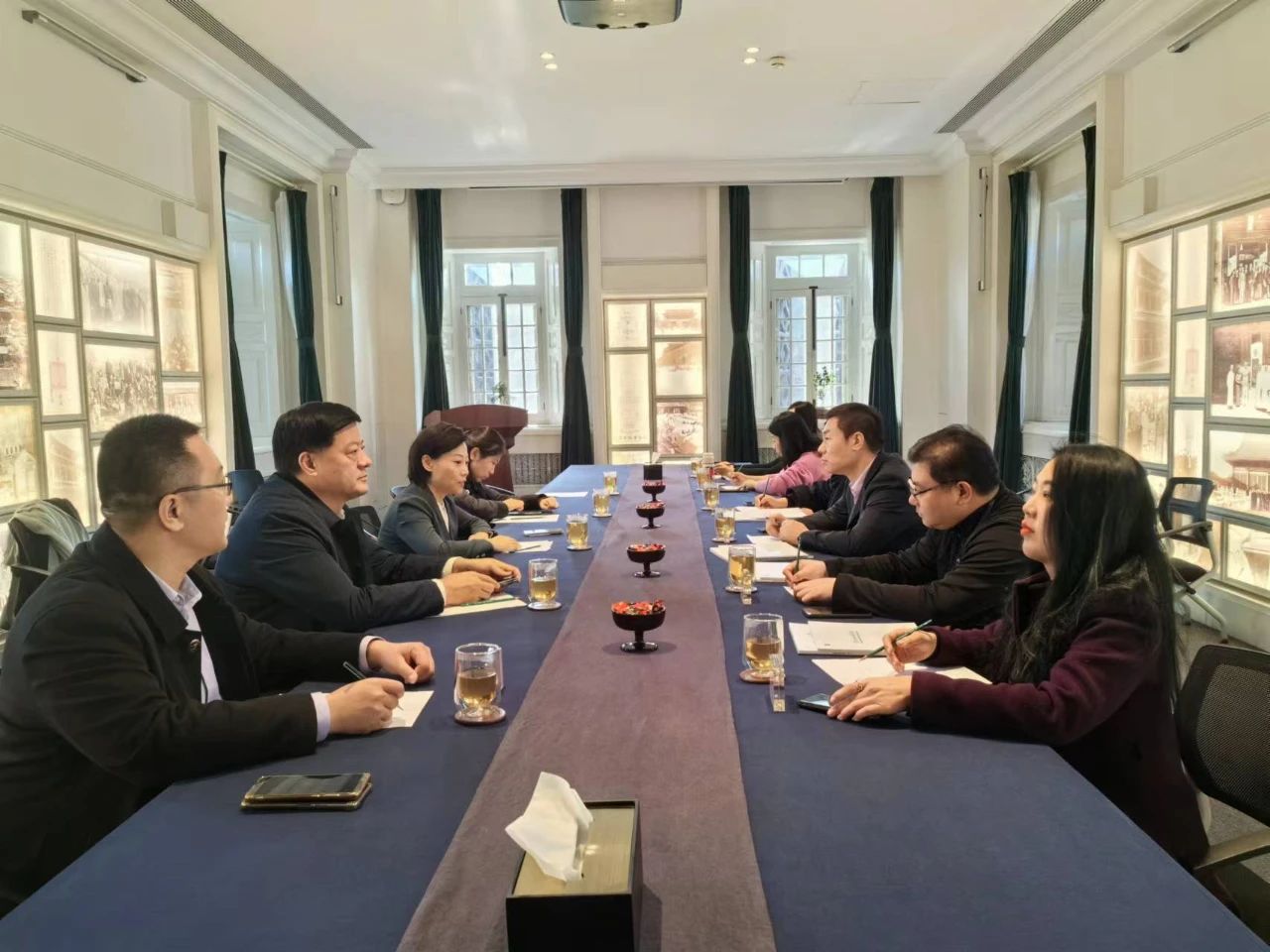 市委常委、宣傳部部長(zhǎng)董冰同志帶隊(duì)到北京故宮博物院考察