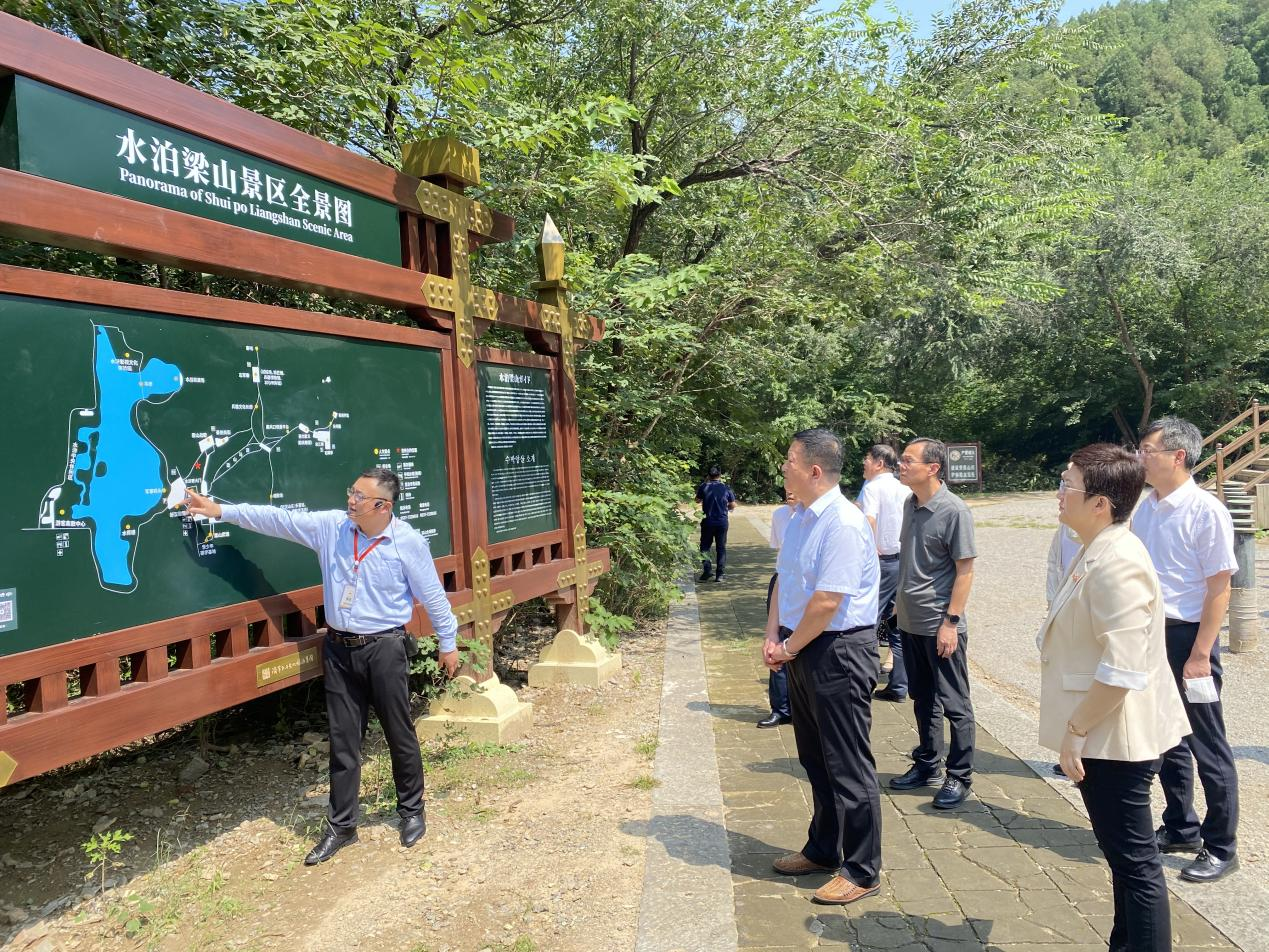 市重點(diǎn)項(xiàng)目掛圖作戰(zhàn)總指揮部赴曾廟景區(qū)、水泊梁山景區(qū)督導(dǎo)調(diào)研重點(diǎn)景區(qū)提升項(xiàng)目